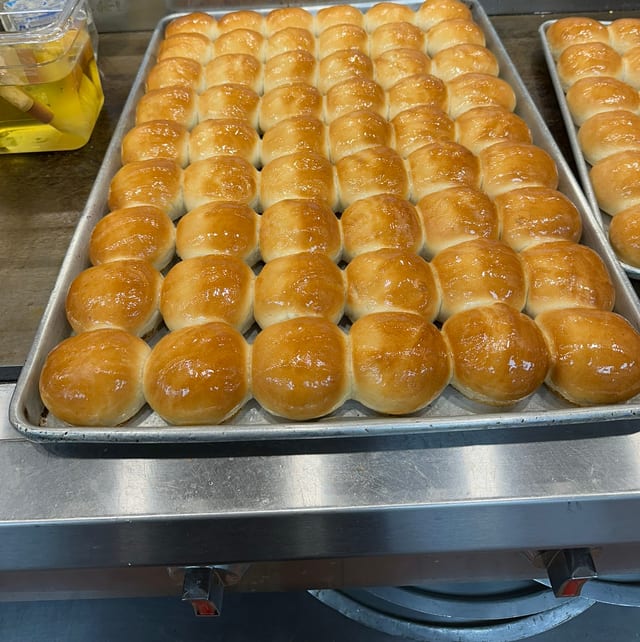 Pav.
