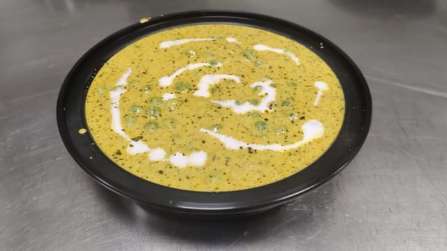 Methi malai matar.