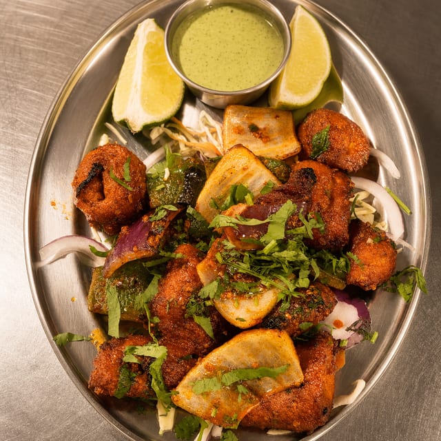 Achari Soya Chaap Tikka.